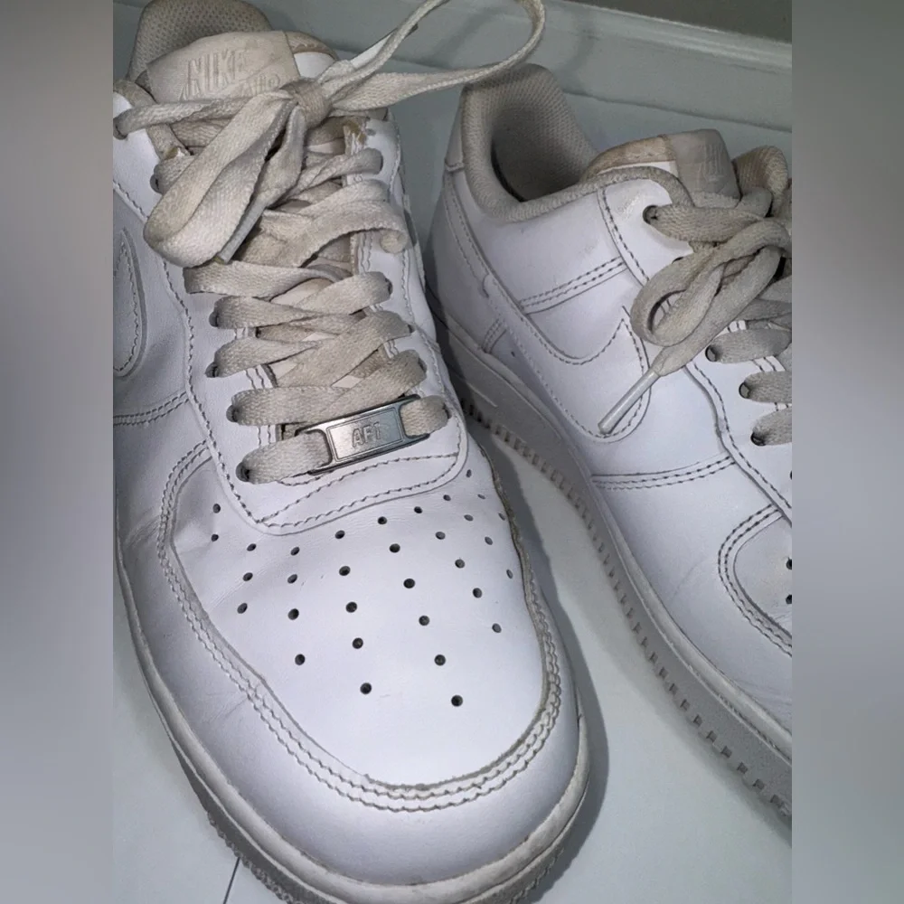 Nike White Womens Leather Sneakers